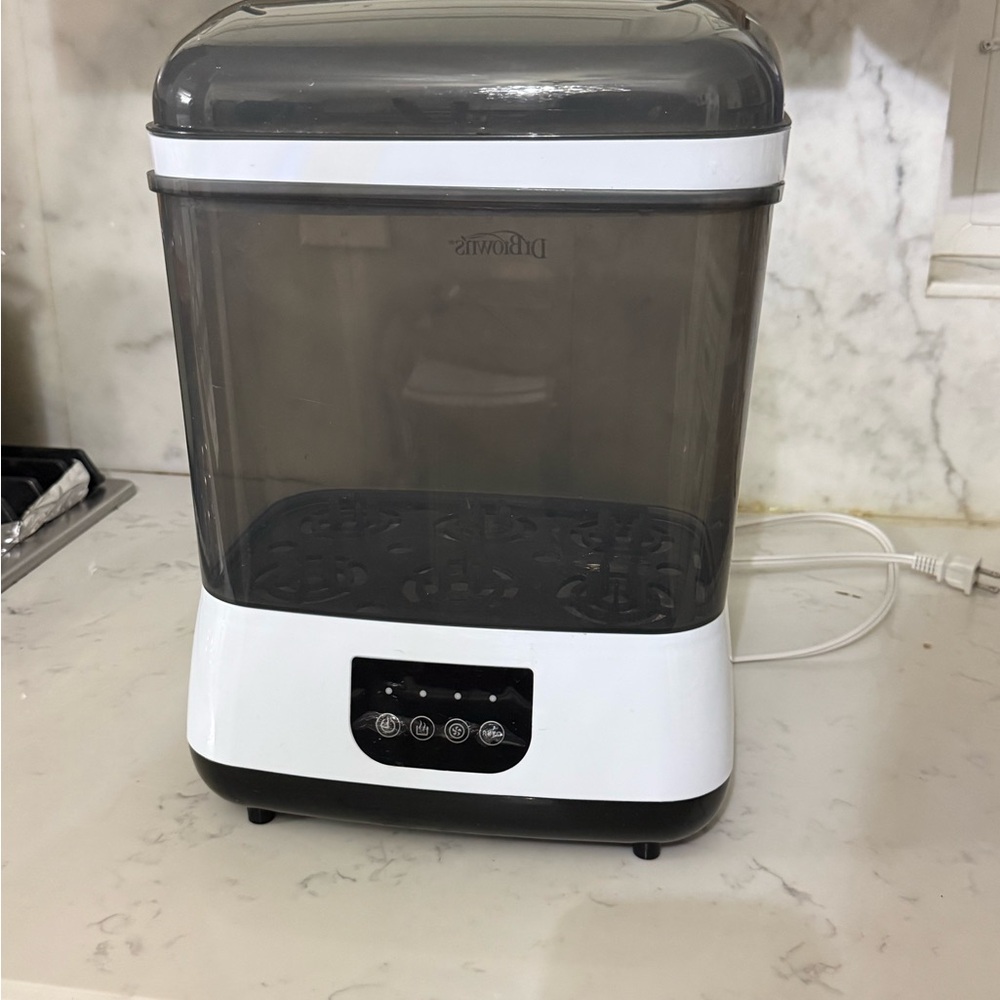 Dr Brown Baby bottle sterilizer